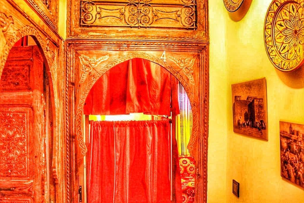 Hostel Dar Ben Youssef Марракеш Экстерьер фото