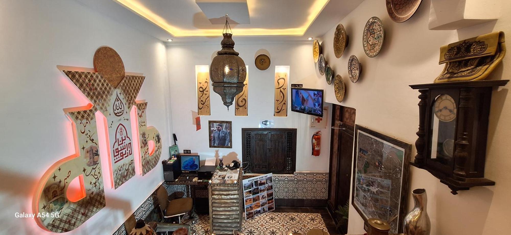 Hostel Dar Ben Youssef Марракеш Экстерьер фото